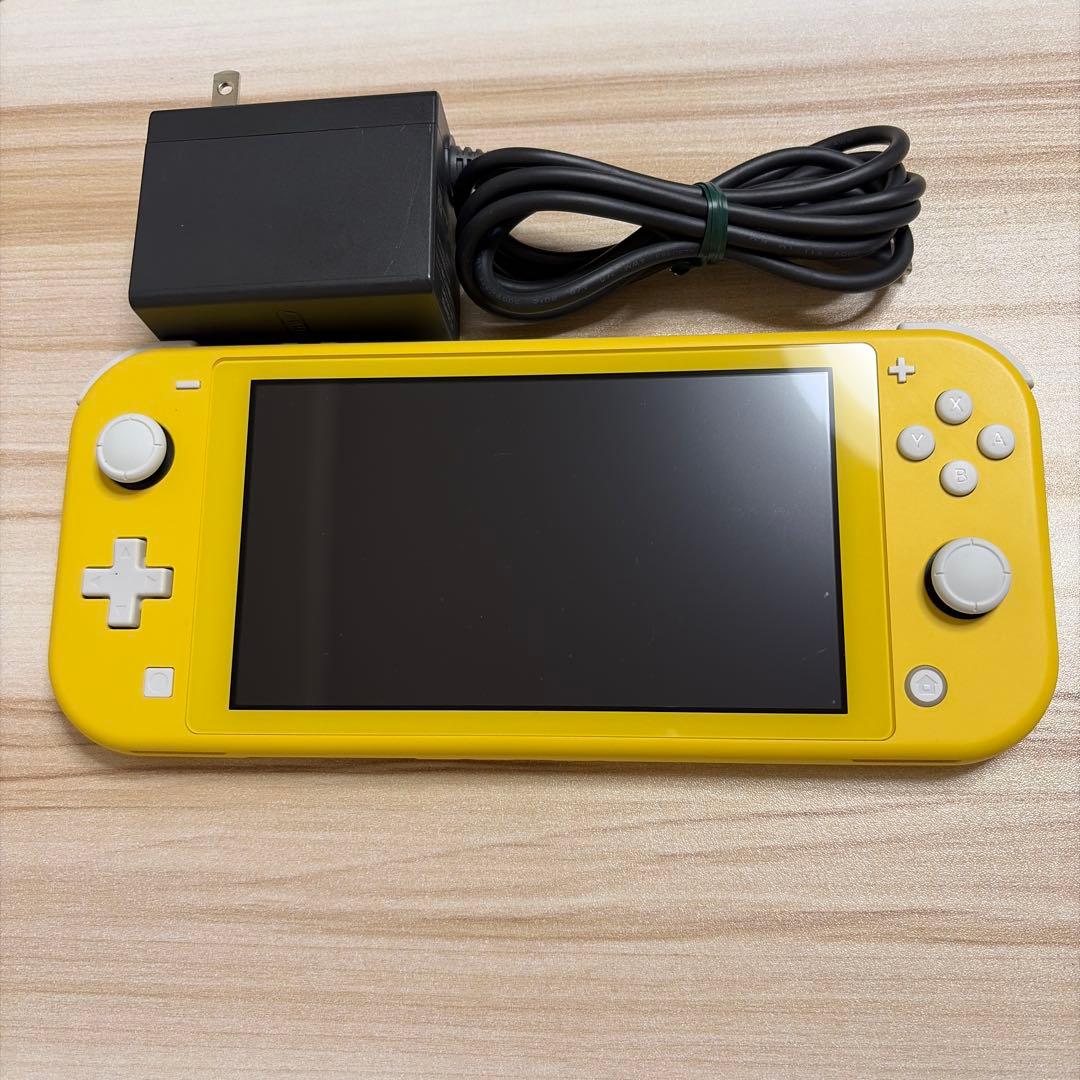 Switch Lite イエロー　スイッチライト