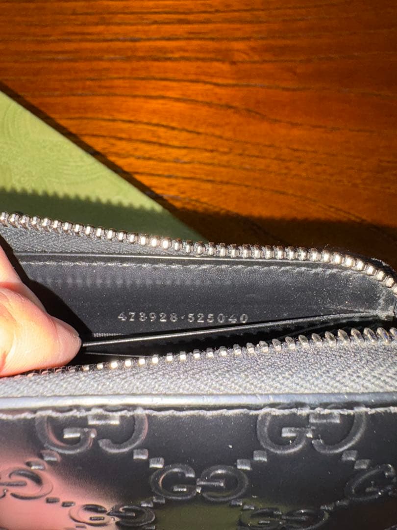 GUCCIグッチ 長財布 ラウンドファスナー GGロゴ ブラック