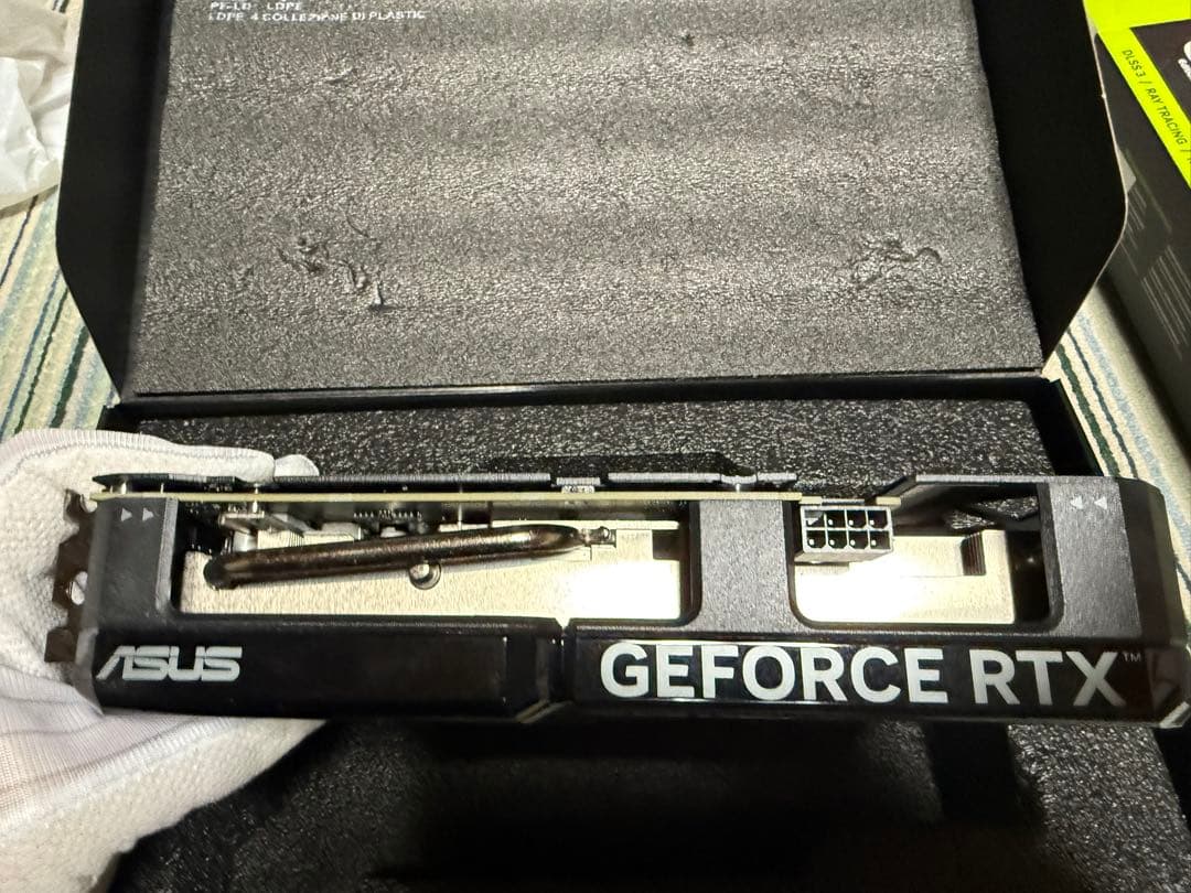 ASUS GeForce RTX 4060 OC Edition 8GB グラボ