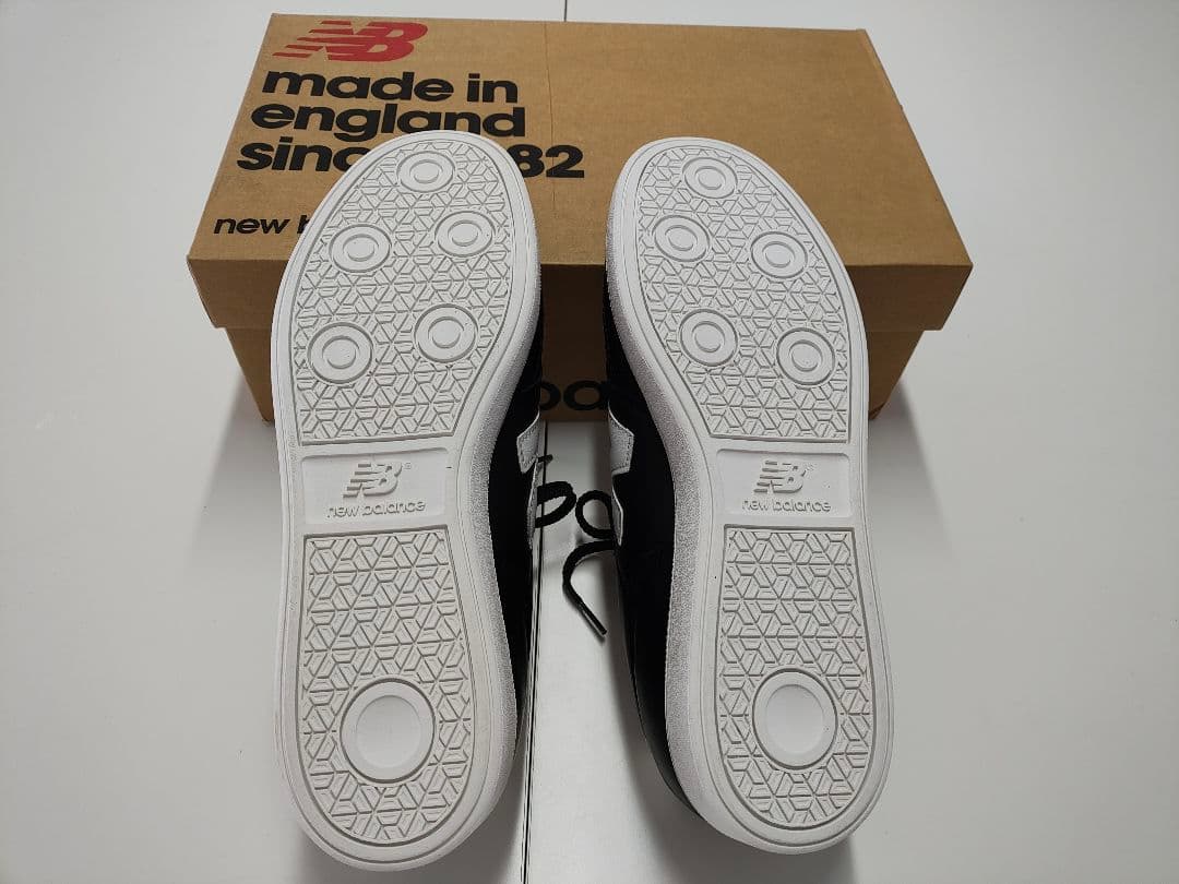 【新品未使用】ニューバランス Made in UK Epic TR