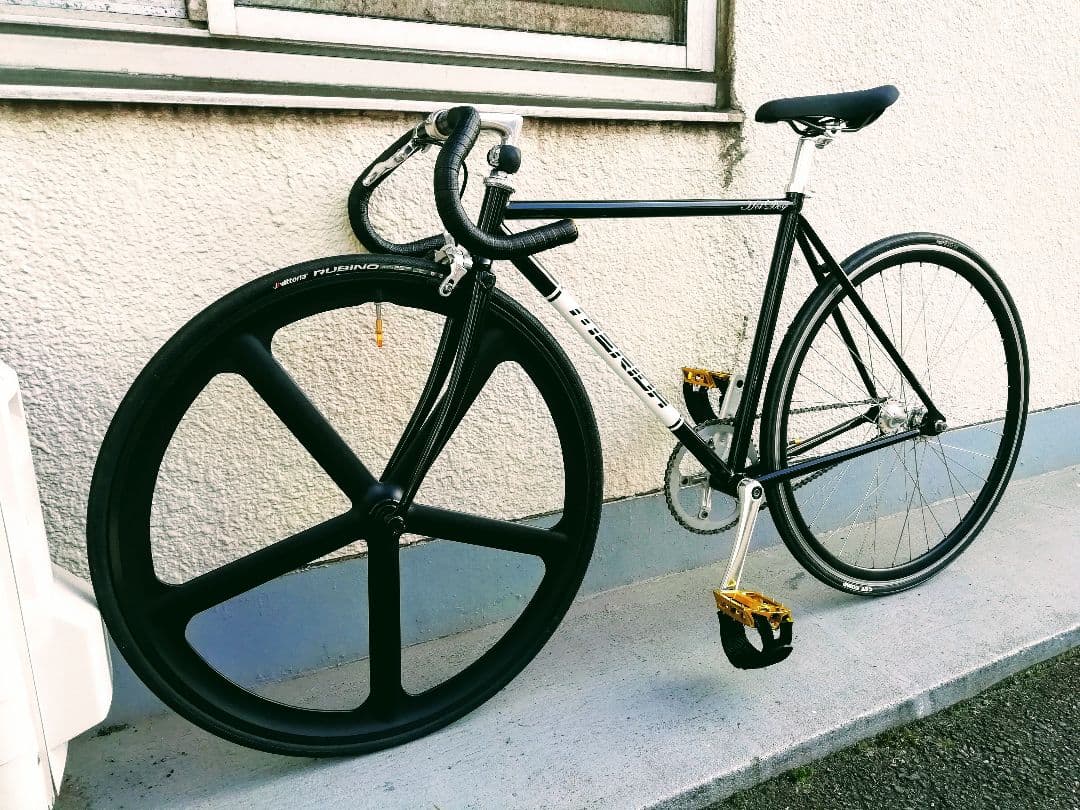 シングルスピード自転車 ブラック⚠️ フレーム、クランクくの販売です。