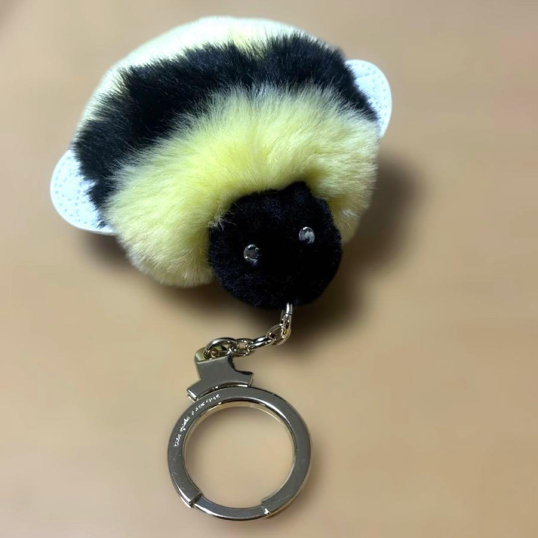 ケイト・スペード　蜂型　ファー　キーホルダー　バッグチャーム