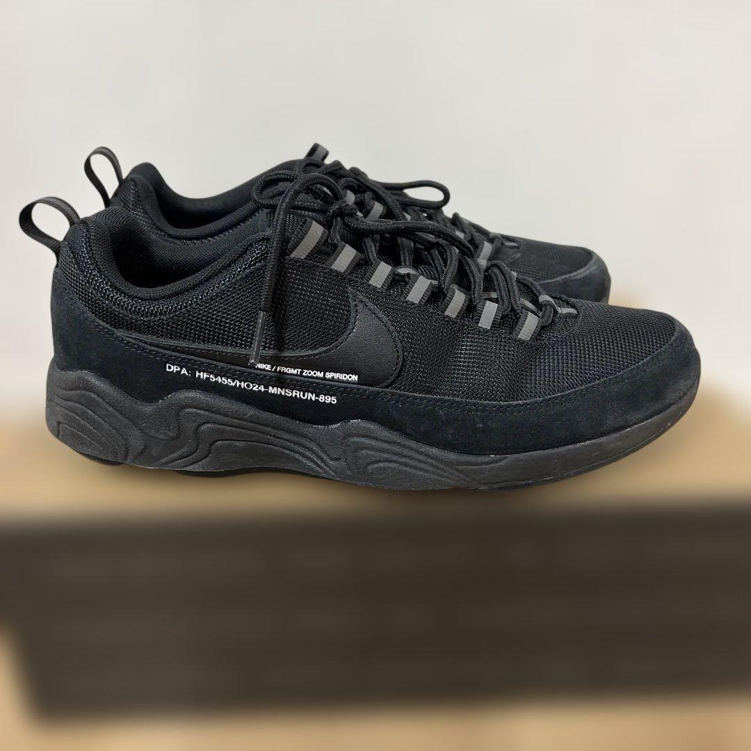 Nike Zoom Air ブラックスニーカー　SPIRIDON SP