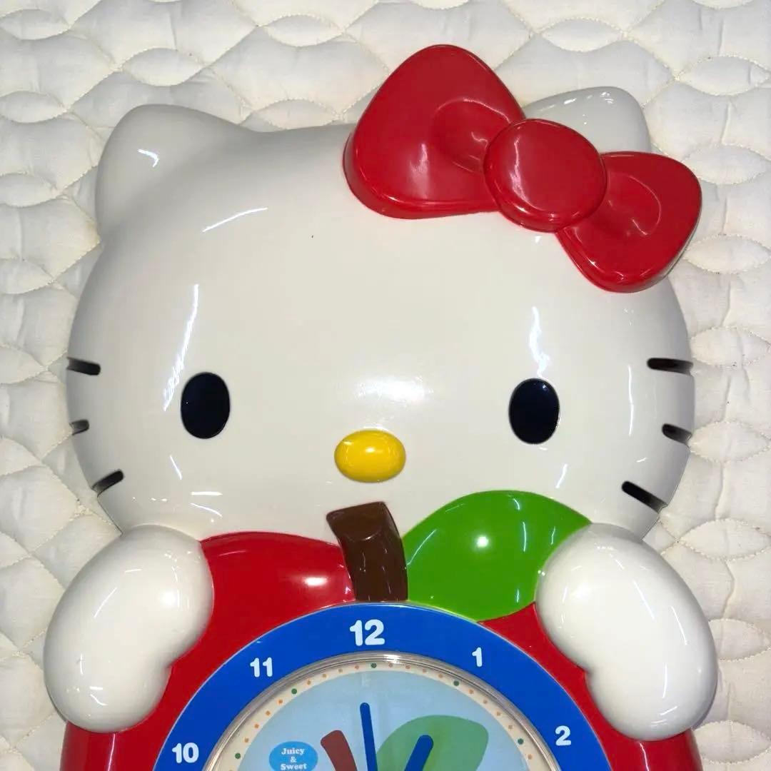 HELLO KITTY ハローキティ りんご 振り子時計　箱付き