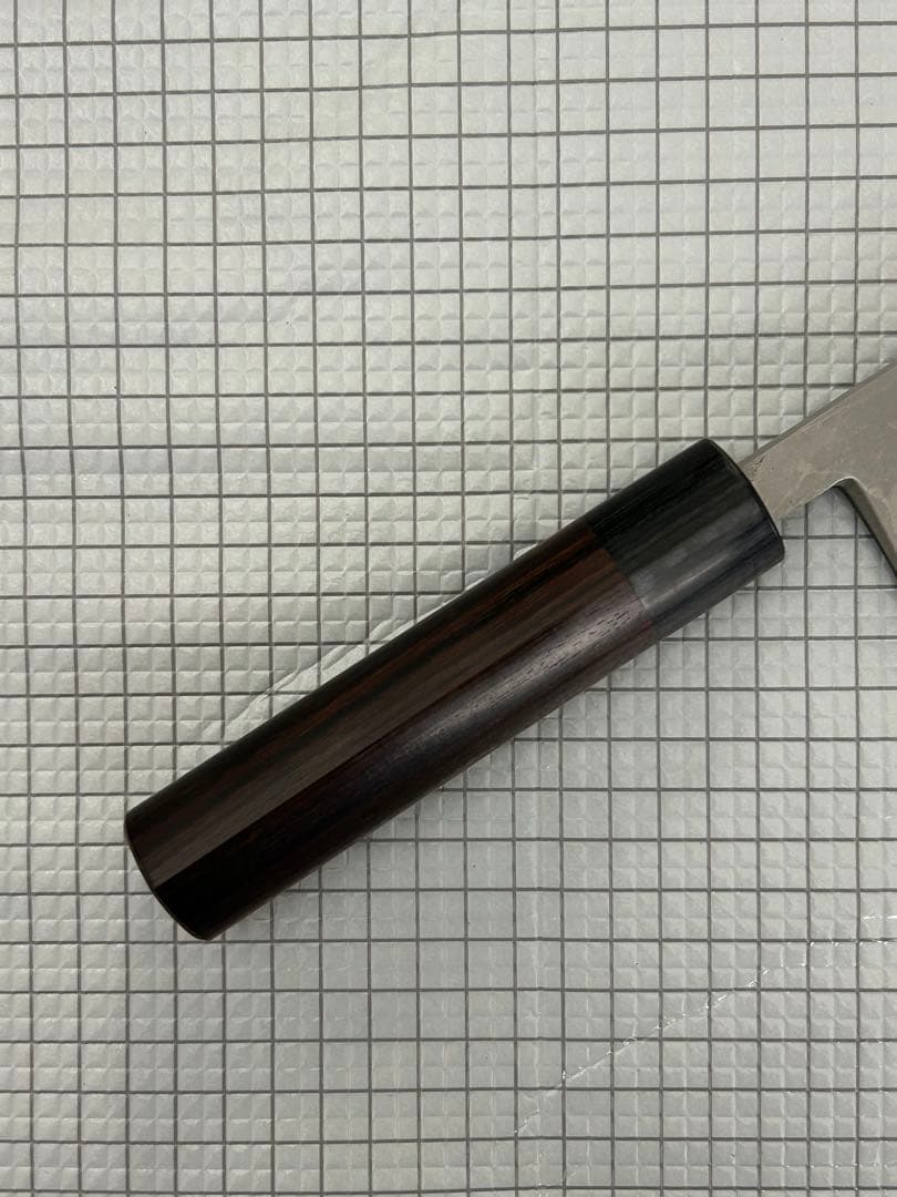 包丁 出刃 ダマスカス 安来鋼白紙２号 180mm 紫檀シノギ柄