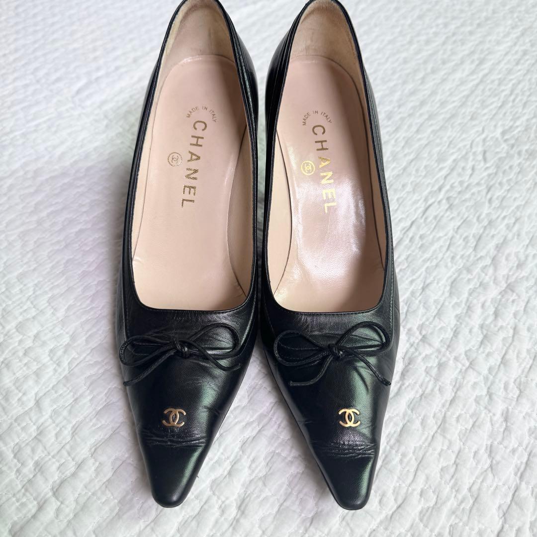 美品 CHANEL ココマーク ポインテッドトゥパンプス レザー リボン 黒
