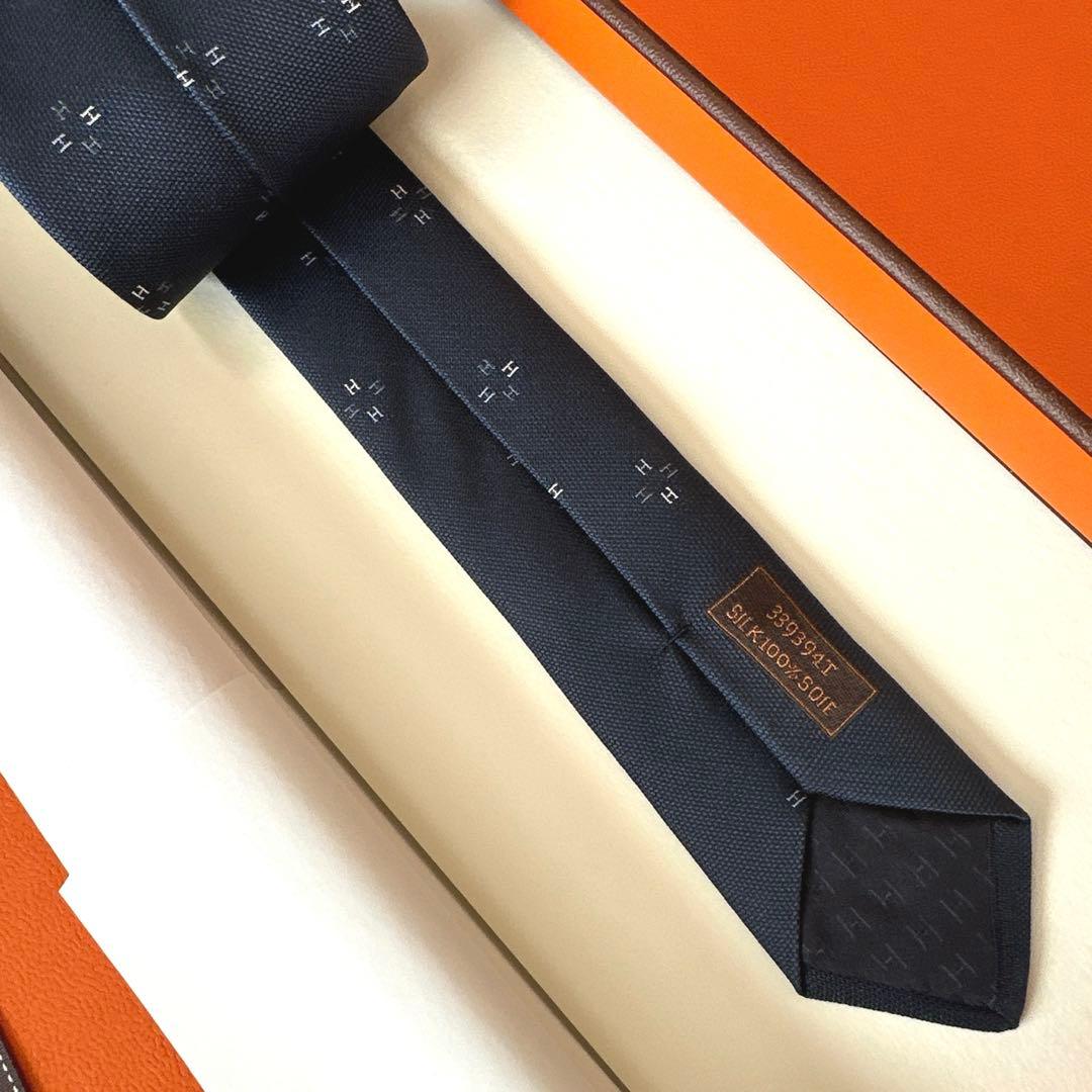 エルメス ネクタイ《ペタル》 新品 未使用
