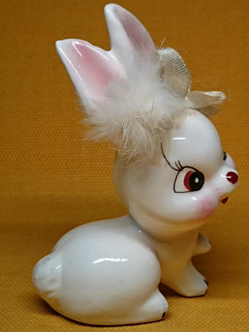 ねこ　うさぎ　人形　陶器　置物　インテリア　工芸品　美術品　A2526