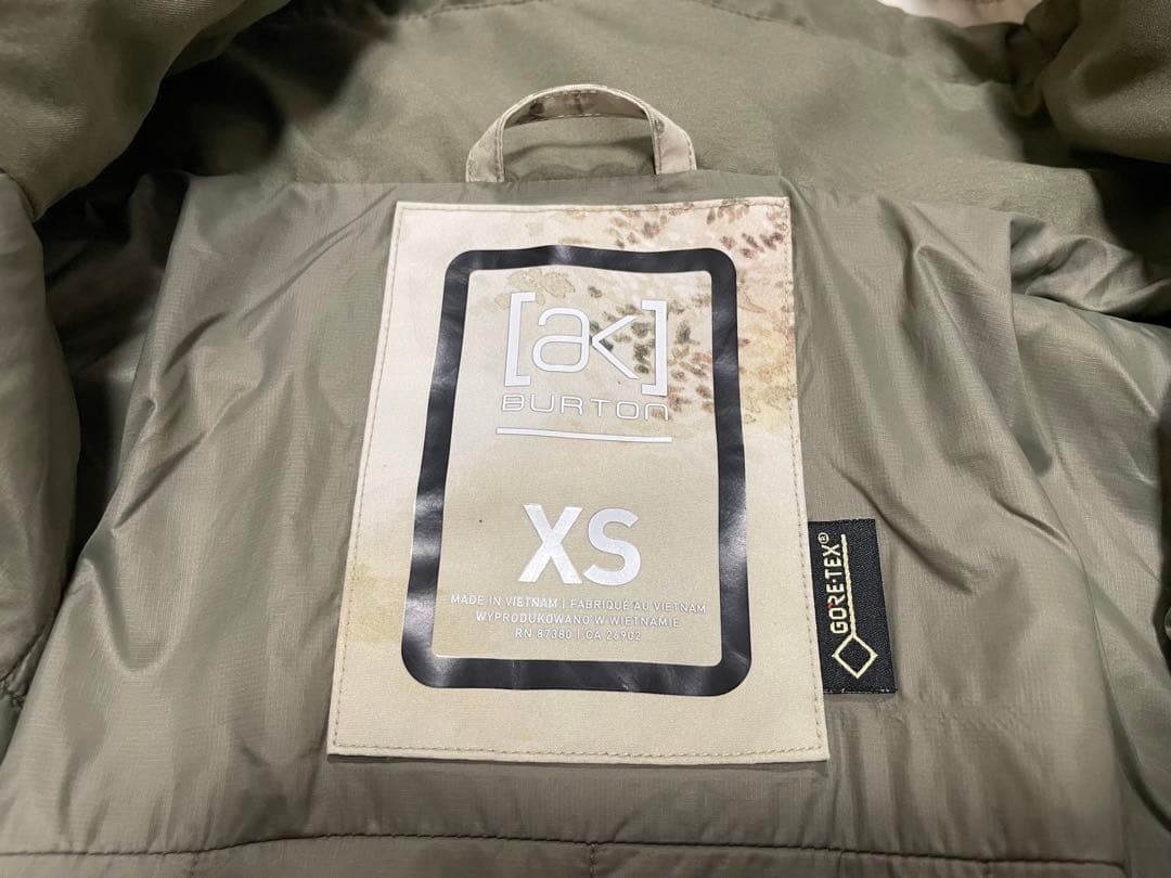 美品 BURTON ak GORE‑TEX 2L Swash Jacket