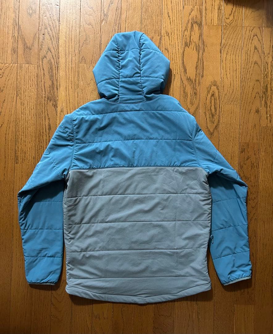 希少 Patagonia パタゴニア　パックインプルオーバー フーディ　M