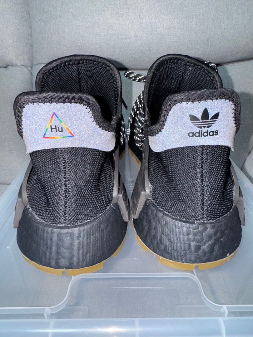 靴 PHARRELL WILLIAMS ADIDAS NMD HU TRAIL
