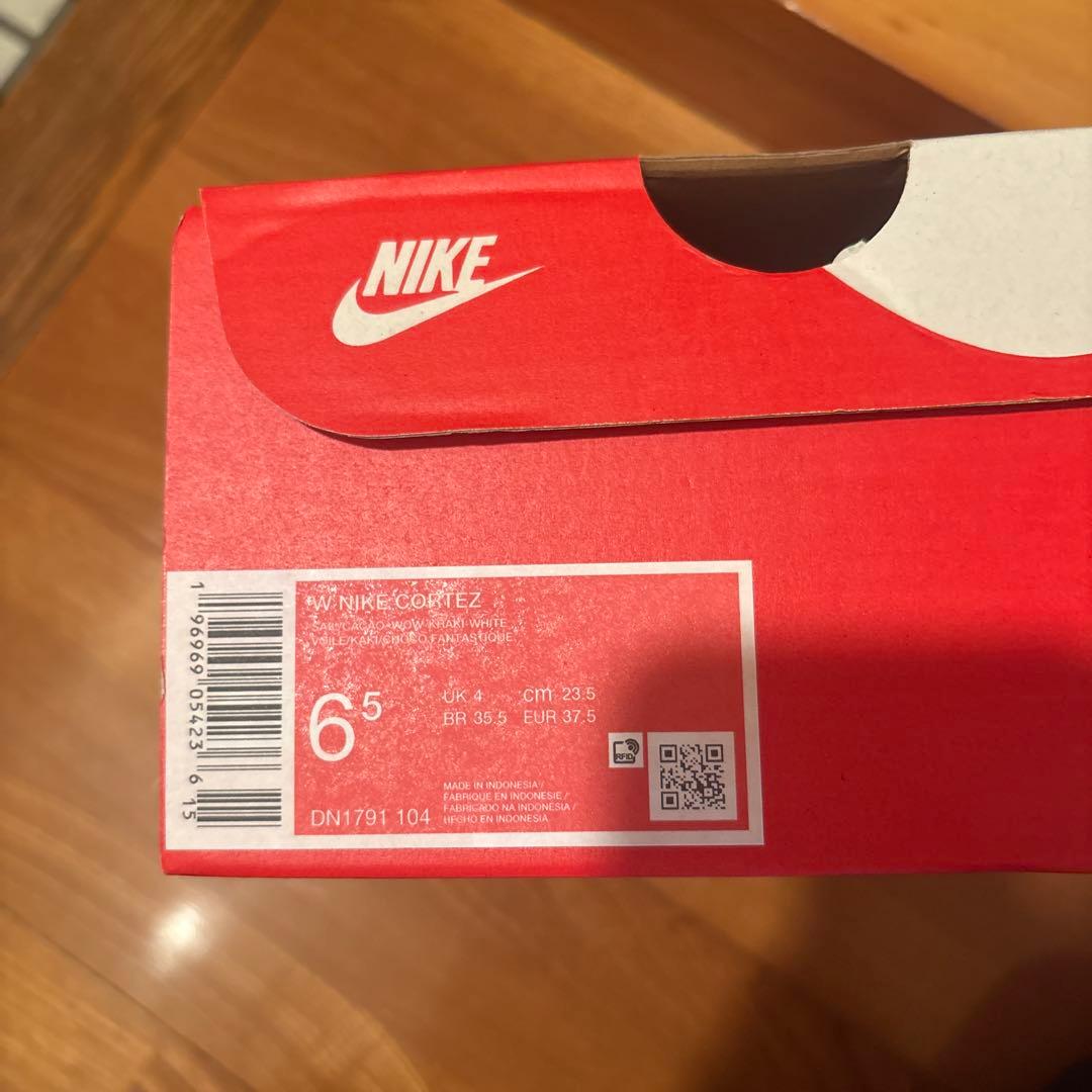 新品未使用タグ付き ☆Nike ホワイトブラウン コルテッツシューズ23.5cm