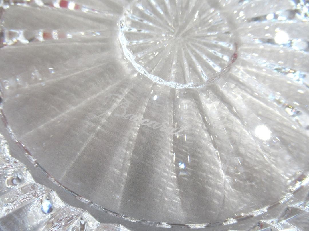 未使用　Baccarat バカラ ミルニュイ クリスタルガラス 　13cm灰皿
