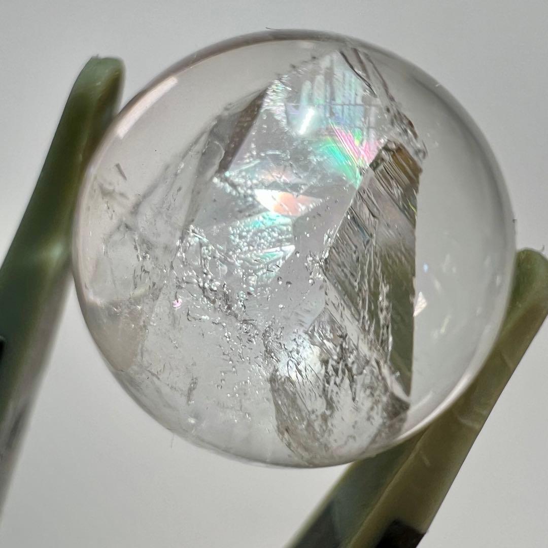 超レア　高品質　虹入り貫入水晶　クォーツインクォーツ　スフィア　クリスタル　2