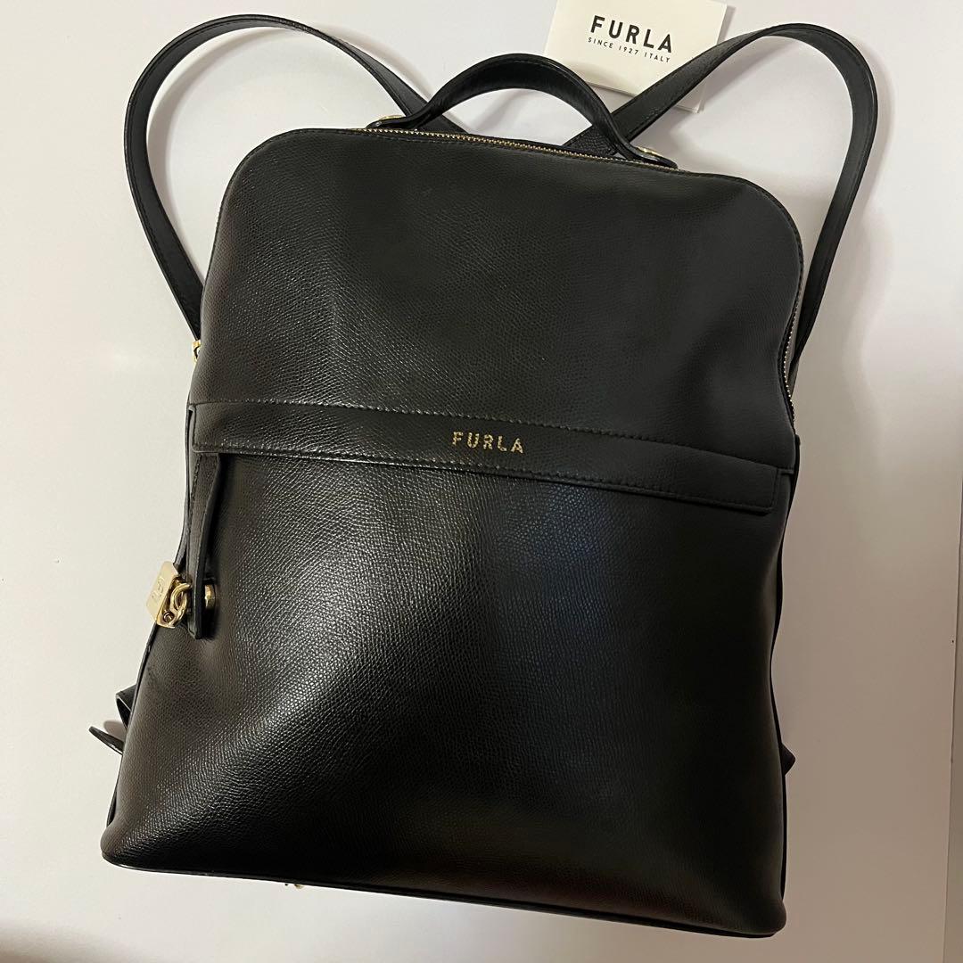 希少✨美品✨フルラ　新型パイパー　リュック バックパック　カデナ　レザー　黒