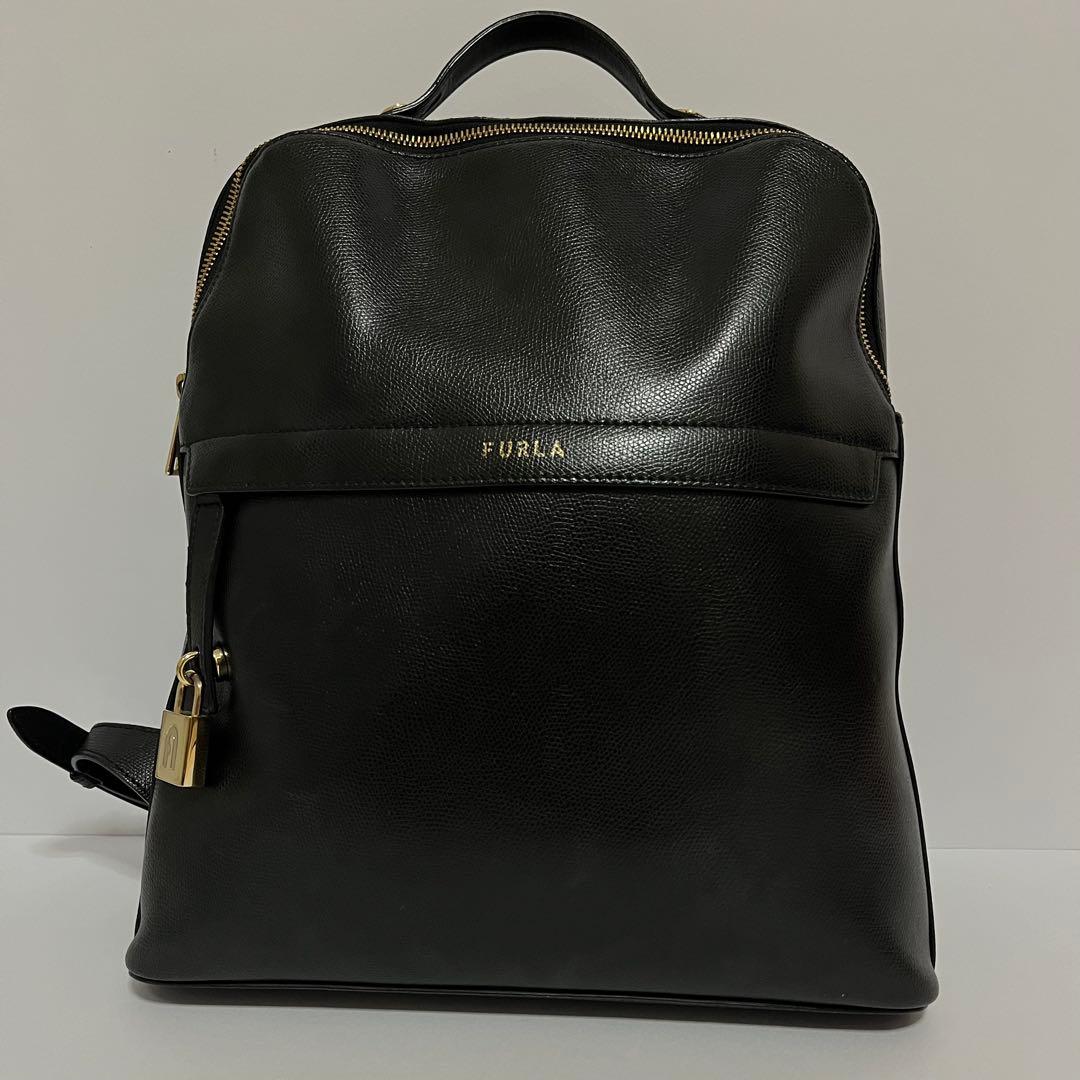 希少✨美品✨フルラ　新型パイパー　リュック バックパック　カデナ　レザー　黒