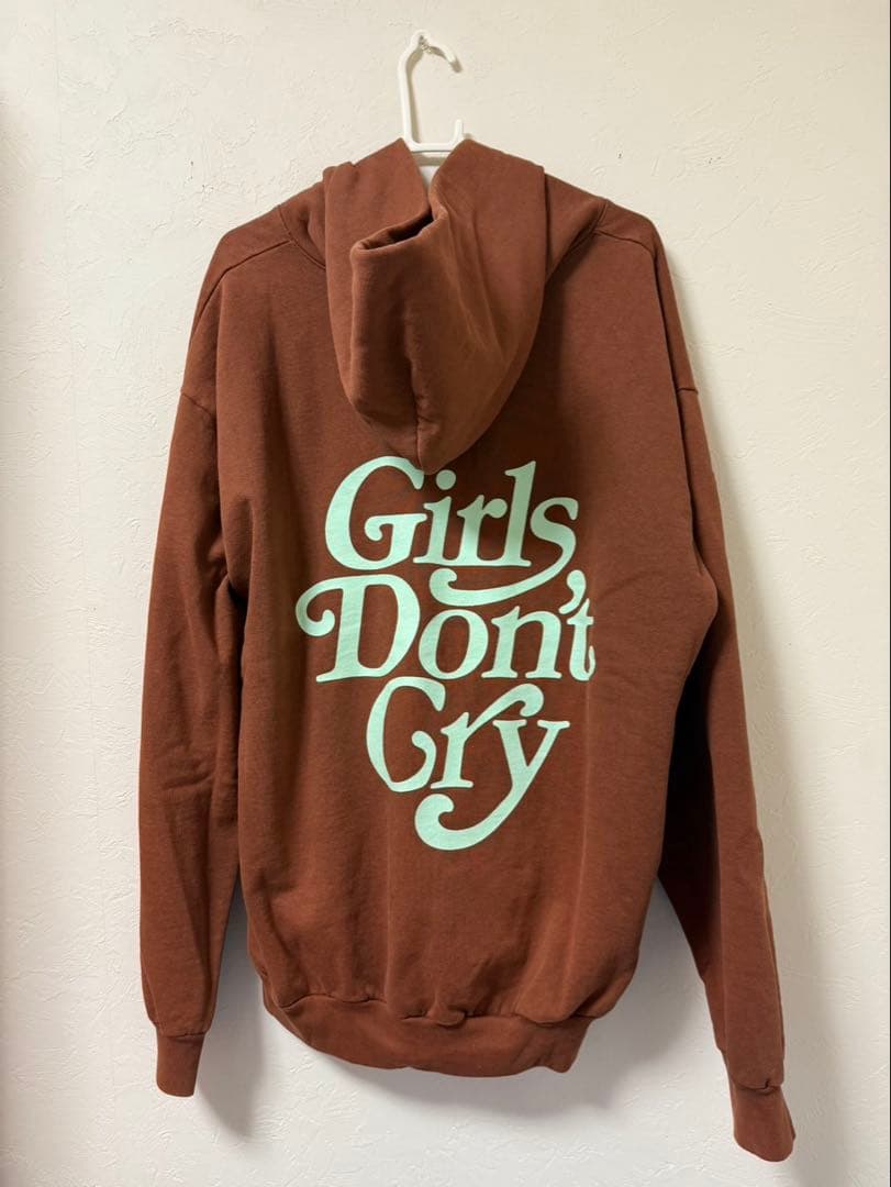 【新品】Girls Don't Cry パーカー XL ブラウン