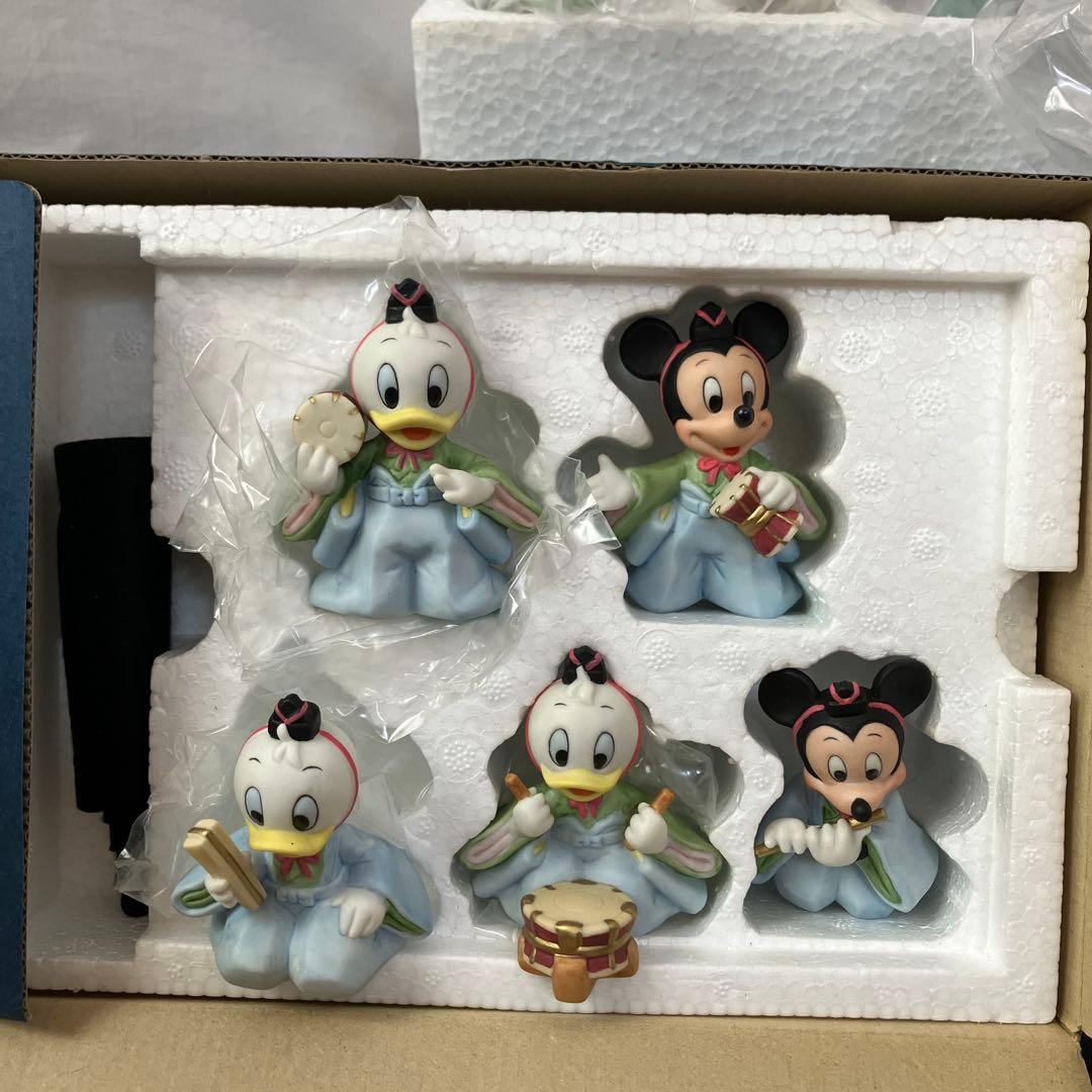 ディズニー雛人形　五段飾り 陶器　フィギュア
