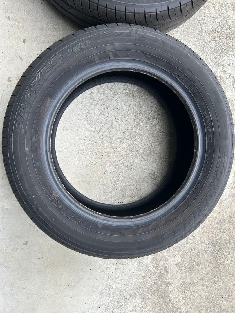 その① 205/60R16 タイヤ2本セット