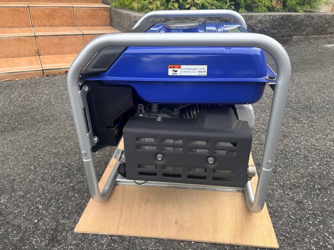 【中古美品】ヤマハ インバーター 発電機 EF2500i 50 / 60Hz