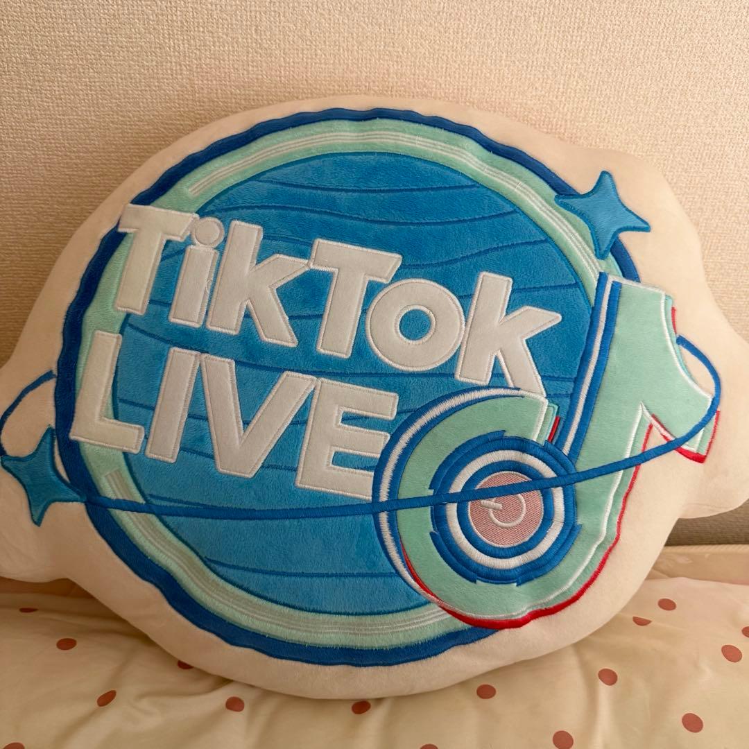 TikTok クッションセット