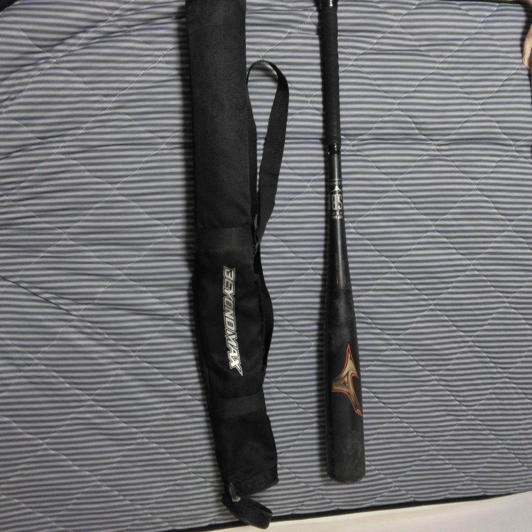 ビヨンドマックス　レガシー　83cm ミドル 専用バットケース付き