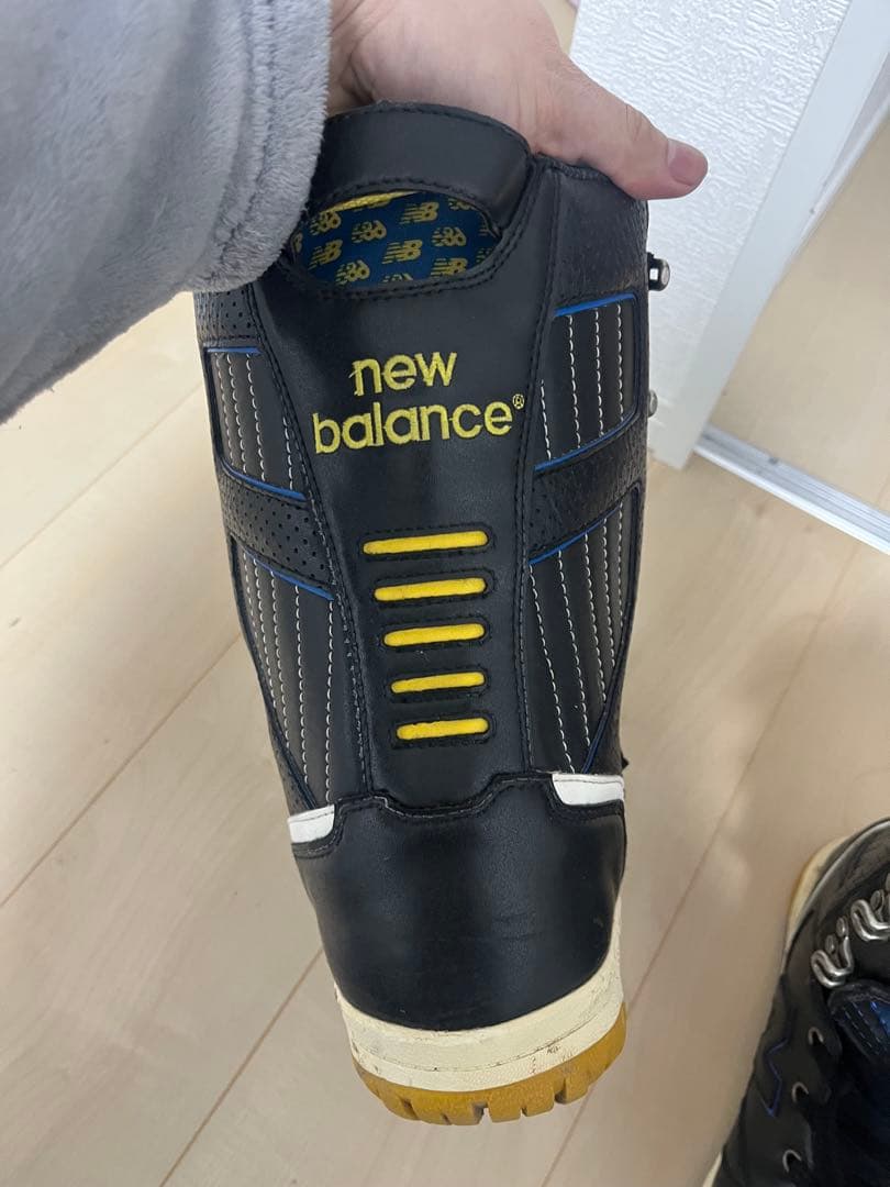 New Balance ×686コラボ スノーボードブーツ