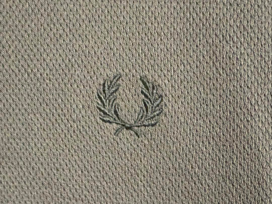【未使用】Fred Perry カーディガン オリーブグリーン