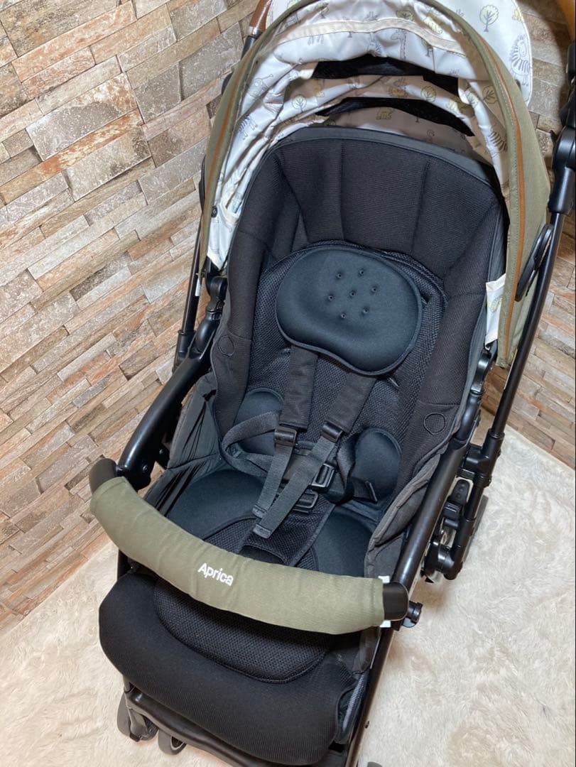 Aprica ラクーナビッテクッション　ベビーカー カーキ　レザー　アニマル