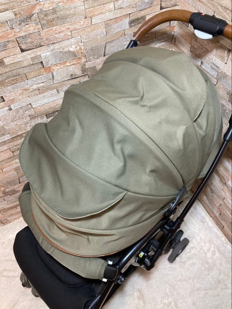 Aprica ラクーナビッテクッション　ベビーカー カーキ　レザー　アニマル