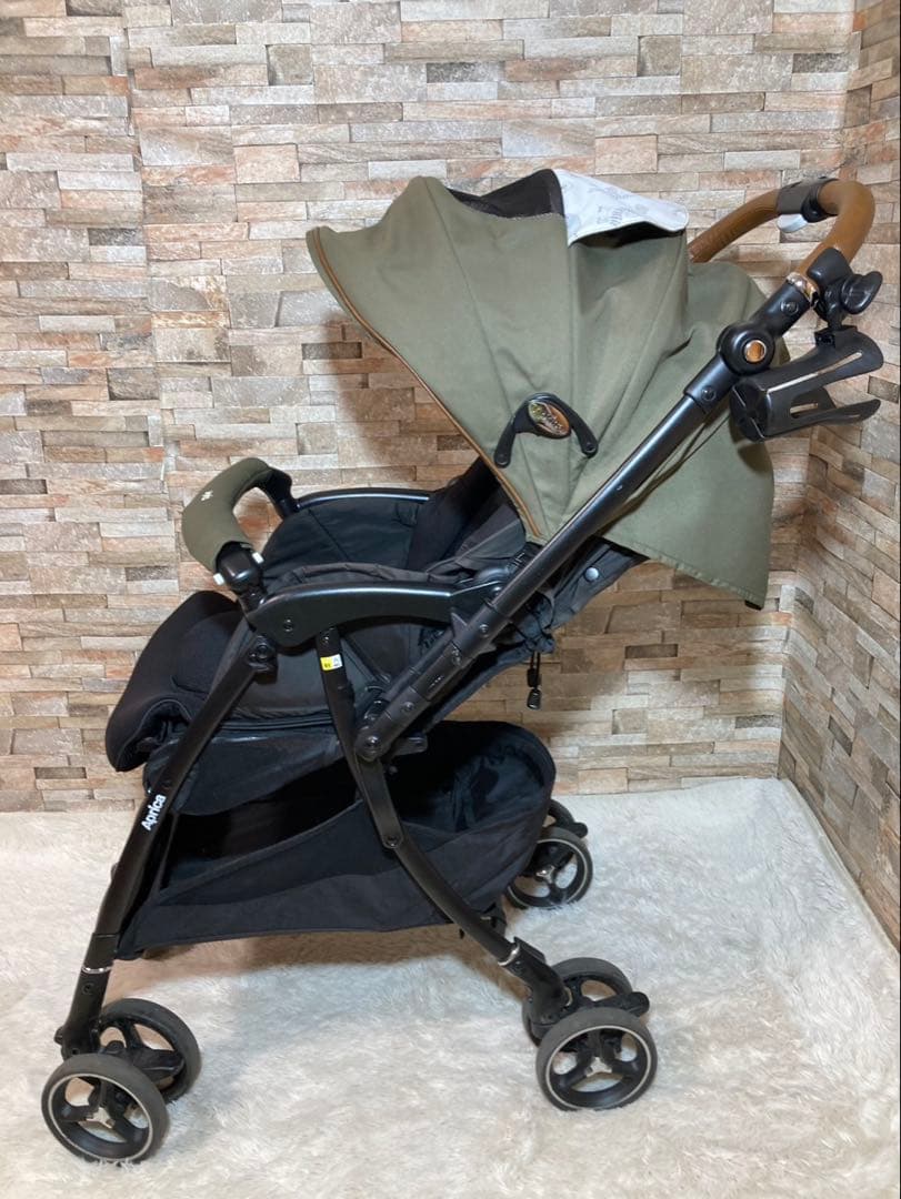 Aprica ラクーナビッテクッション　ベビーカー カーキ　レザー　アニマル