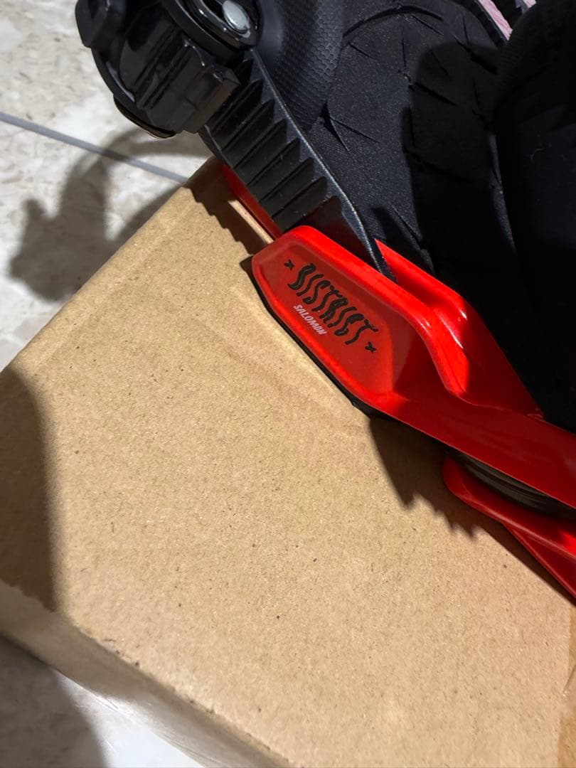 【美品】salomon サロモンスノーボード district M