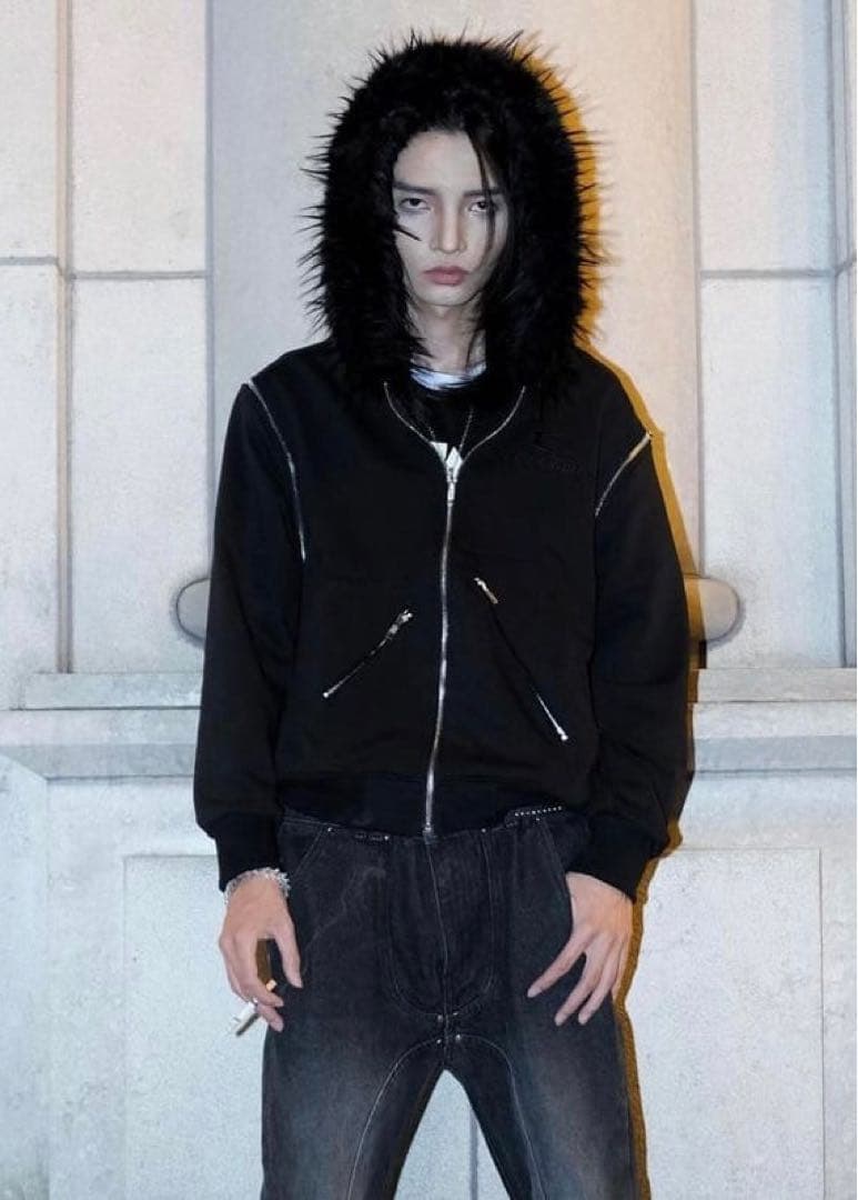 タグ付き COZY WORLDWIDE ファーフードジップパーカー ブラック M