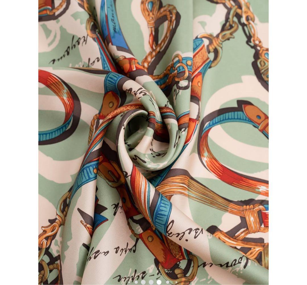 manipvri.jp ✨新品✨スカーフタグ付き半額以下