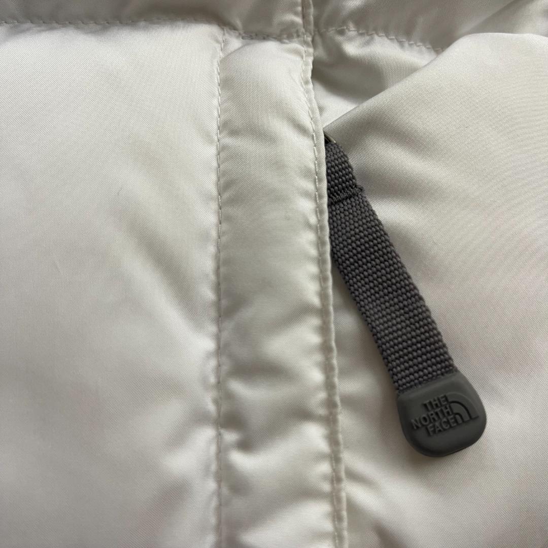 ザノースフェイス ヌプシダウンベスト レディースS ホワイト 700フィルパワー