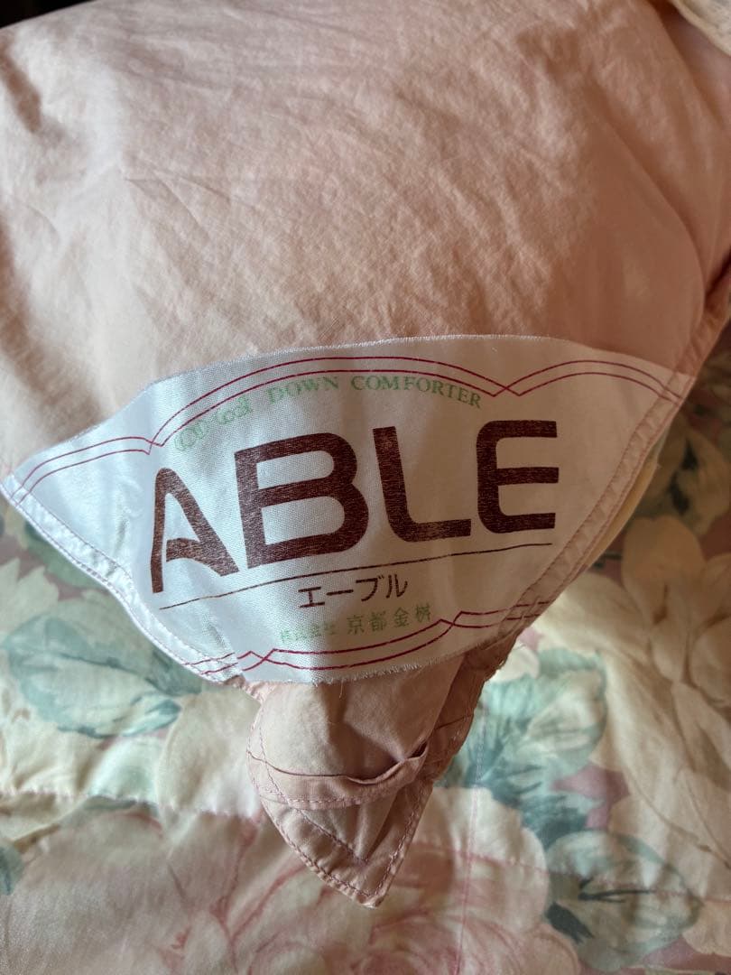 羽毛掛け布団　ダブルsize２枚set‼️(冬用、春用)