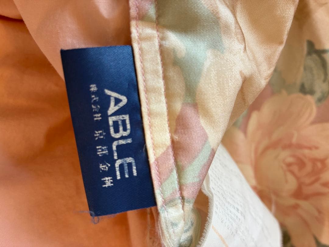 羽毛掛け布団　ダブルsize２枚set‼️(冬用、春用)