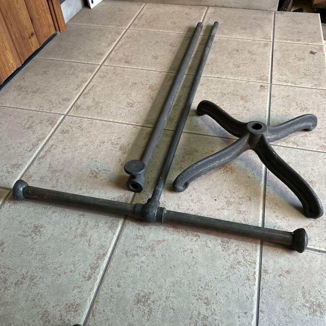 ヴィンテージ アイアン T字ハンガーラック インダストリアル シャビー 無骨