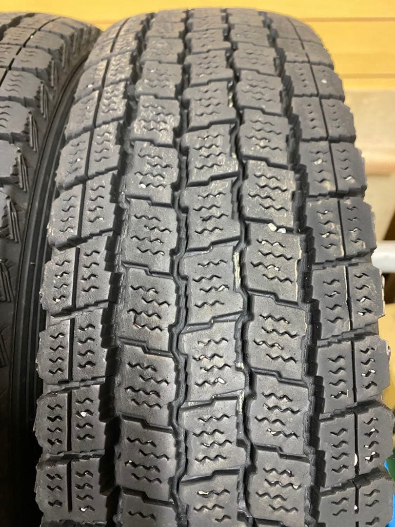 軽トラ軽バン用スタッドレスタイヤ145R12 6PR LT・145/80・K2
