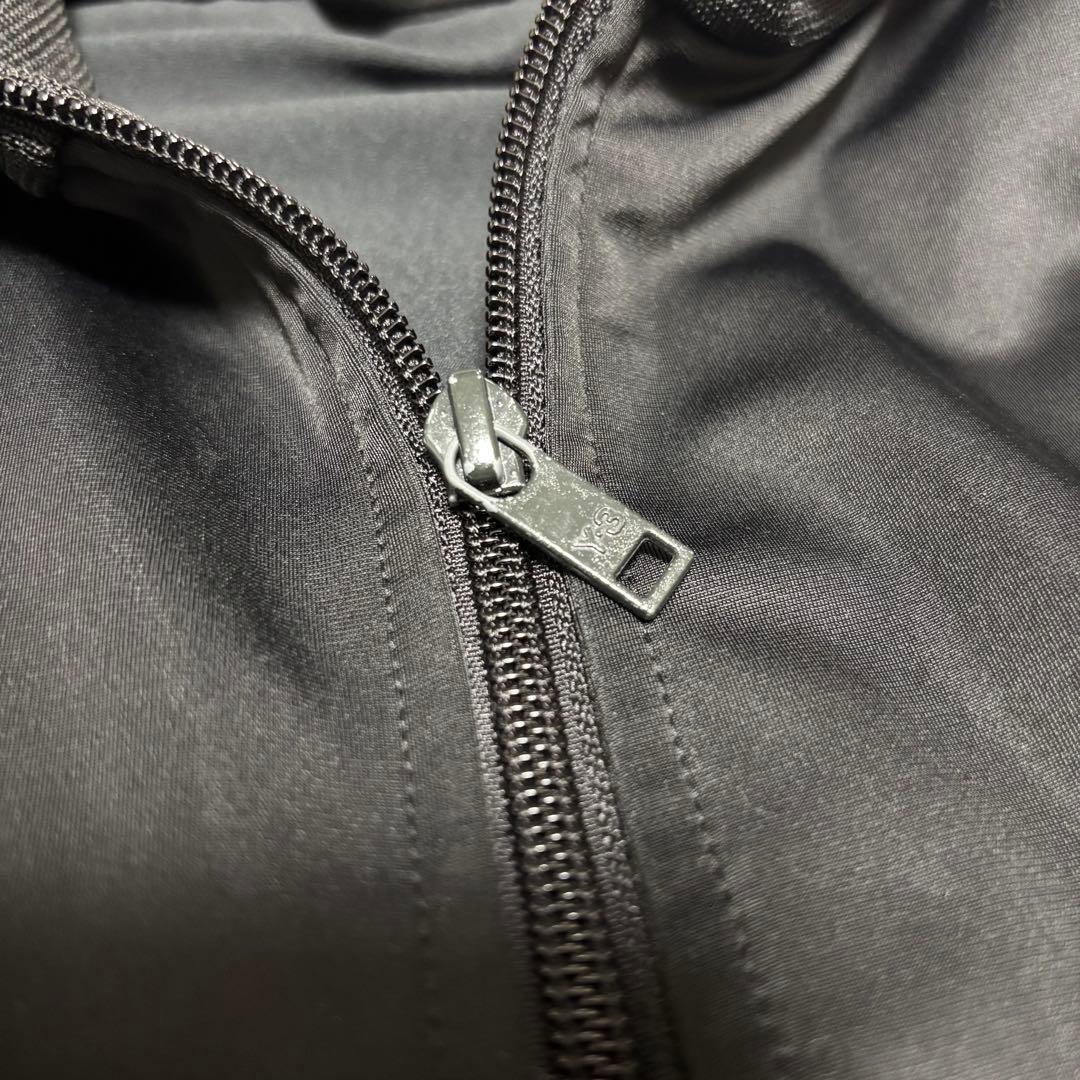 【美品】Y-3 トラックジャケット　肩ロゴ　ブラック
