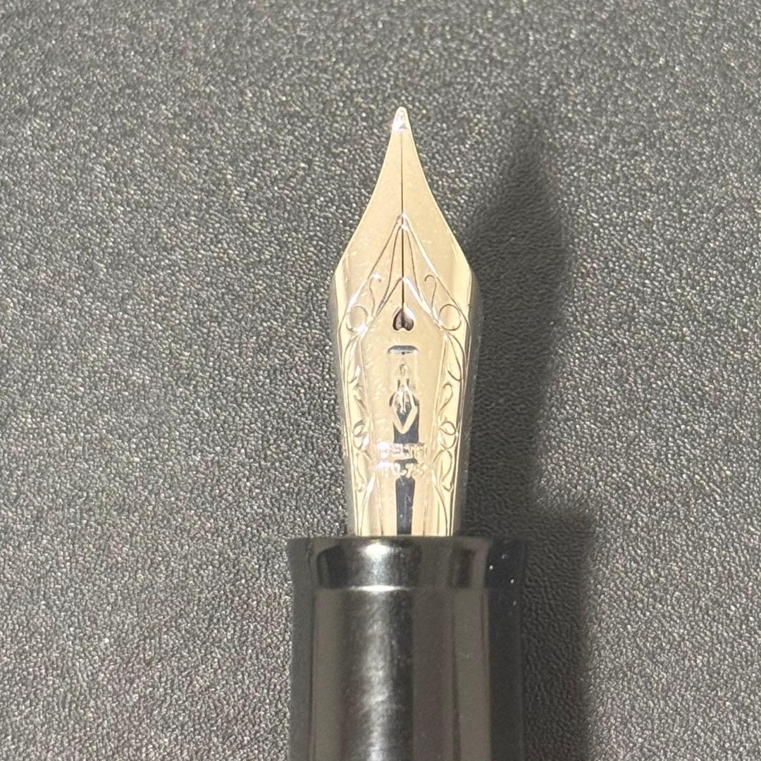デルタ 万年筆 ドルチェビータ ミディアム 18K M