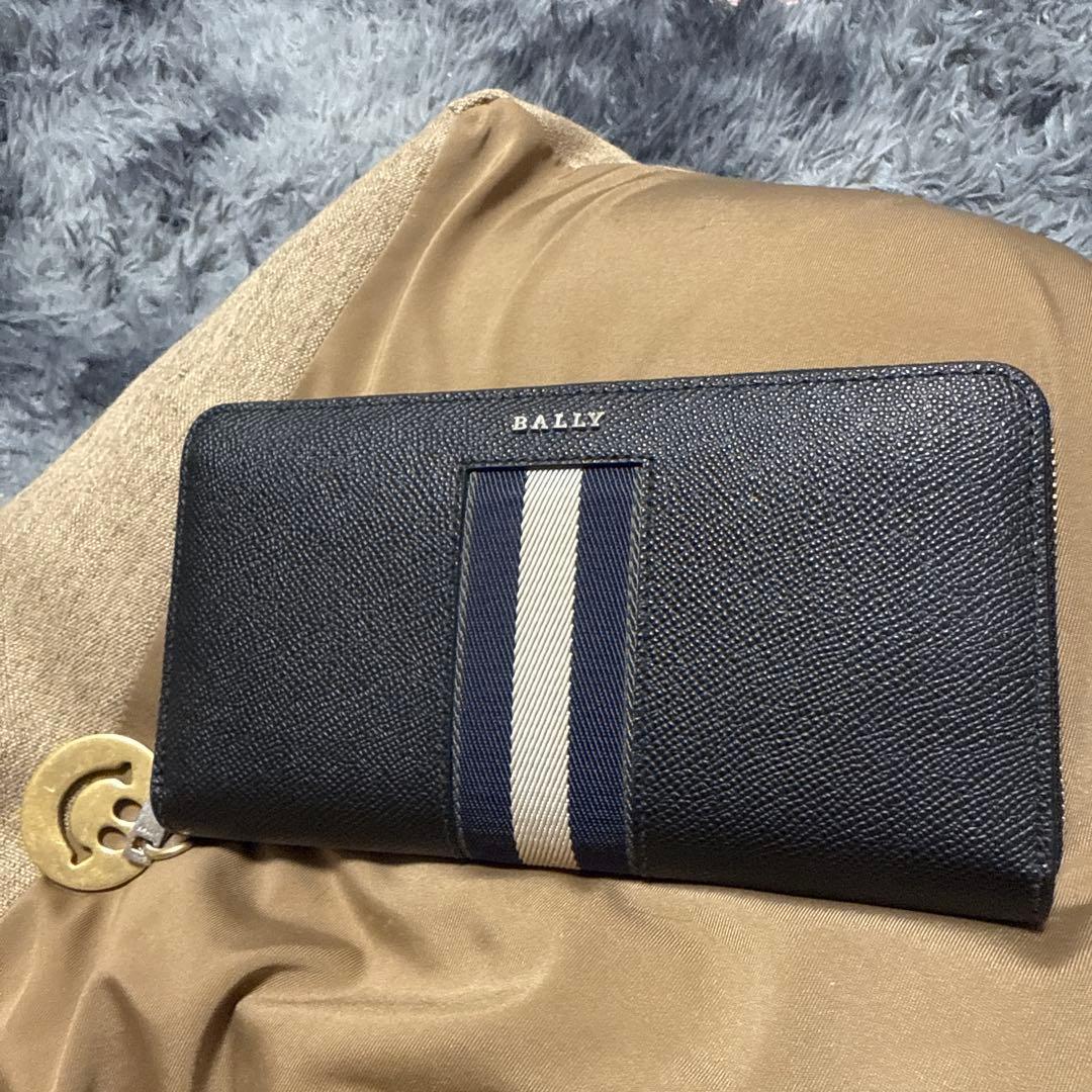 BALLY ラウンドファスナー ネイビー