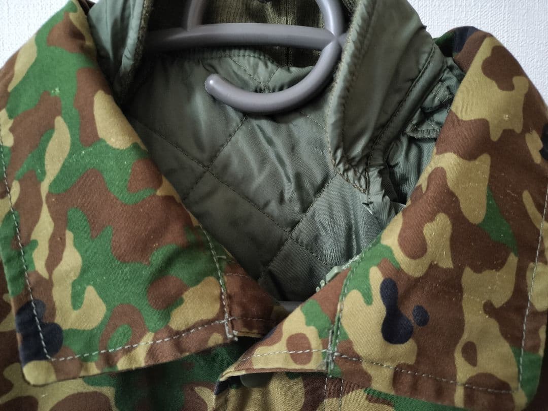【を】陸上自衛隊・防寒戦闘外被・Lサイズ