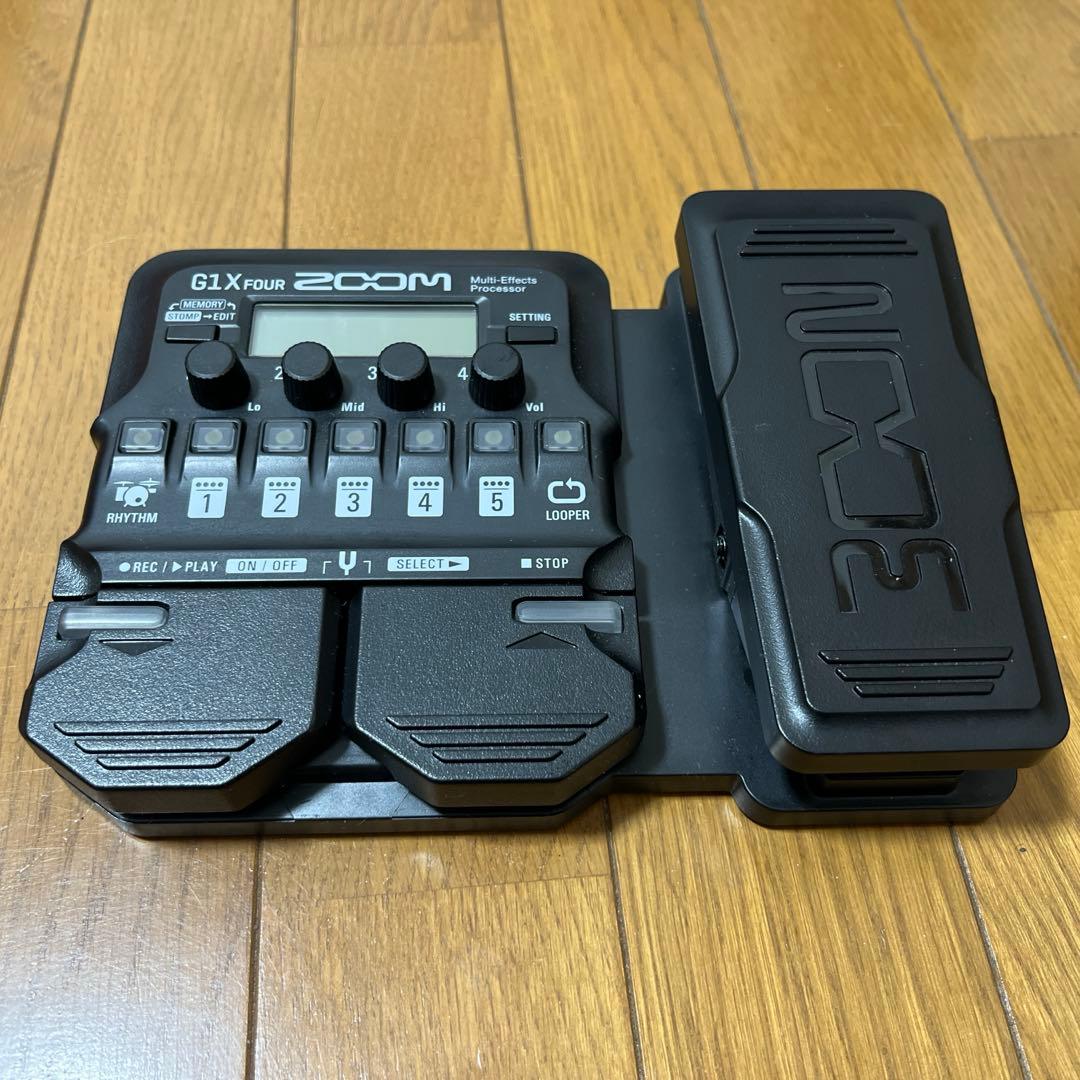 ZOOM G1X FOUR マルチエフェクトプロセッサー