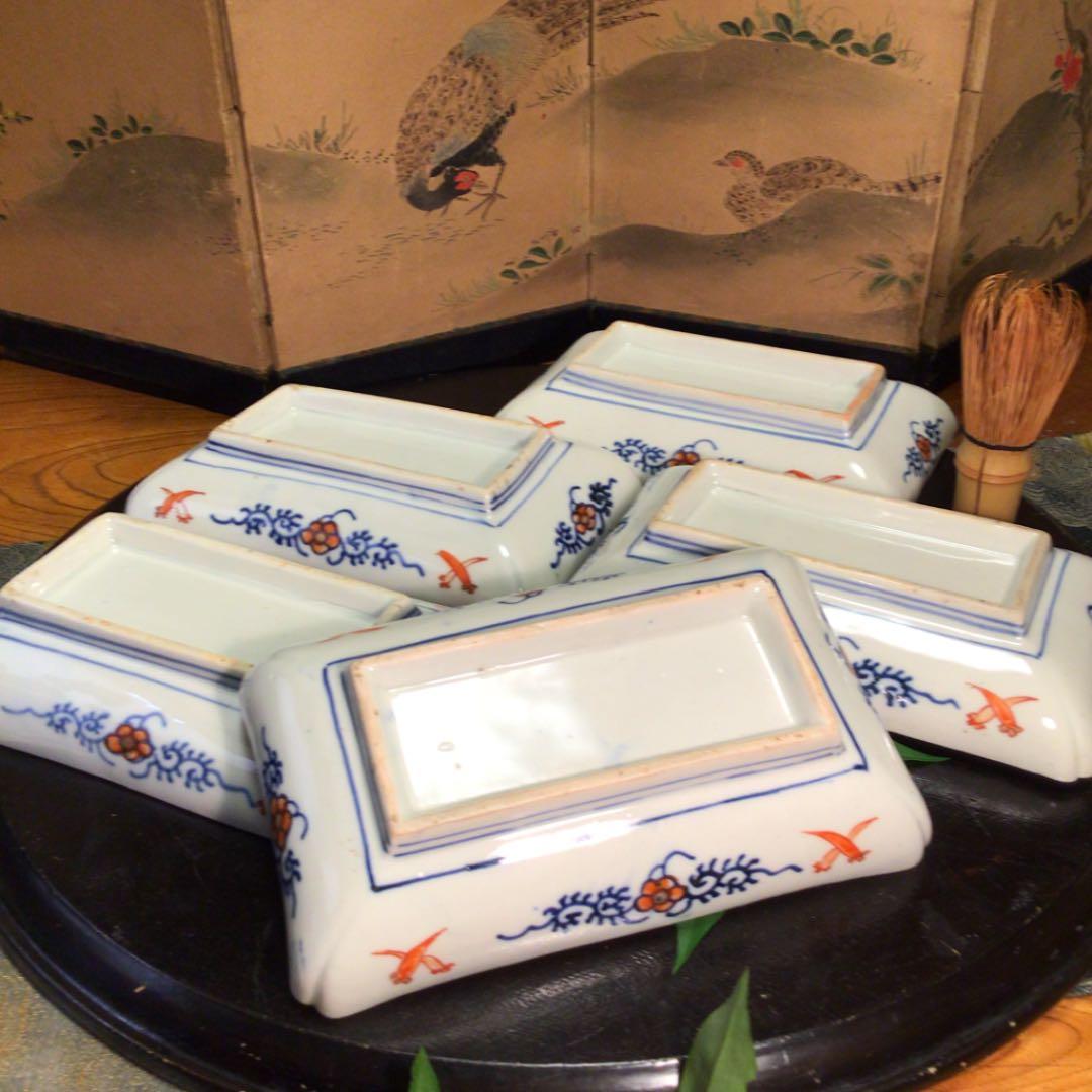 A549 古伊万里　上手　染錦手　おしどり牡丹　扇面に蝶紋様　隅切長皿　5枚