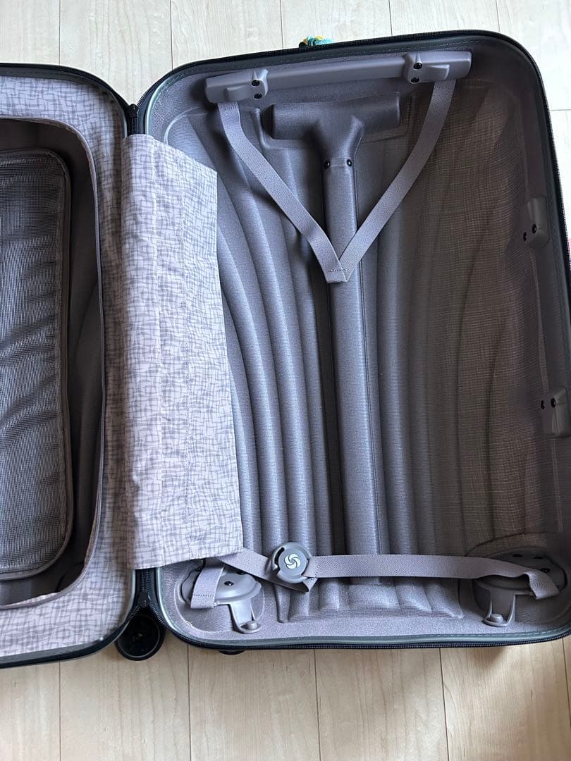 超軽量！サムソナイト　コスモライト68L