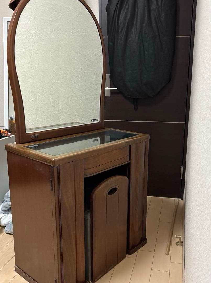 【直接引き渡し限定】大塚家具　ブラウン木製ドレッサー・鏡台