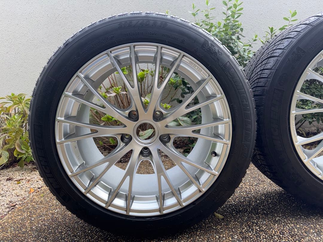 スタッドレスタイヤ（2022年製R19）とホイール（MAK Rennen）セット