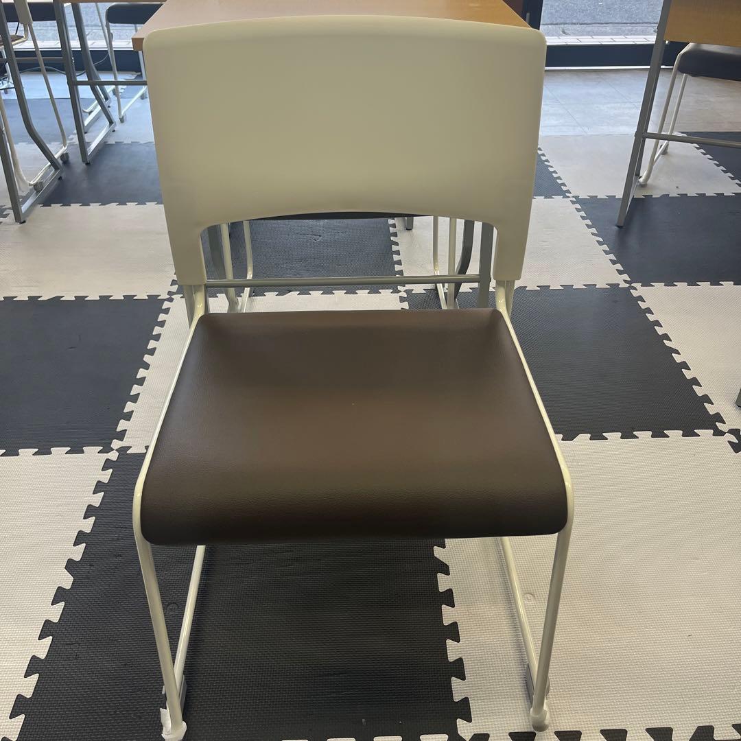 塾の学習机と椅子のセット