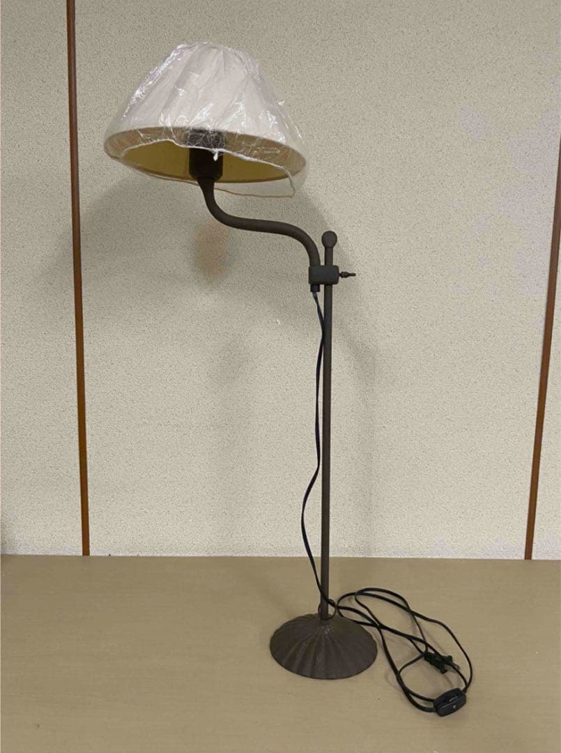 フロアスタンド 円形シェード　昭和レトロ アンティーク スタンド ライト